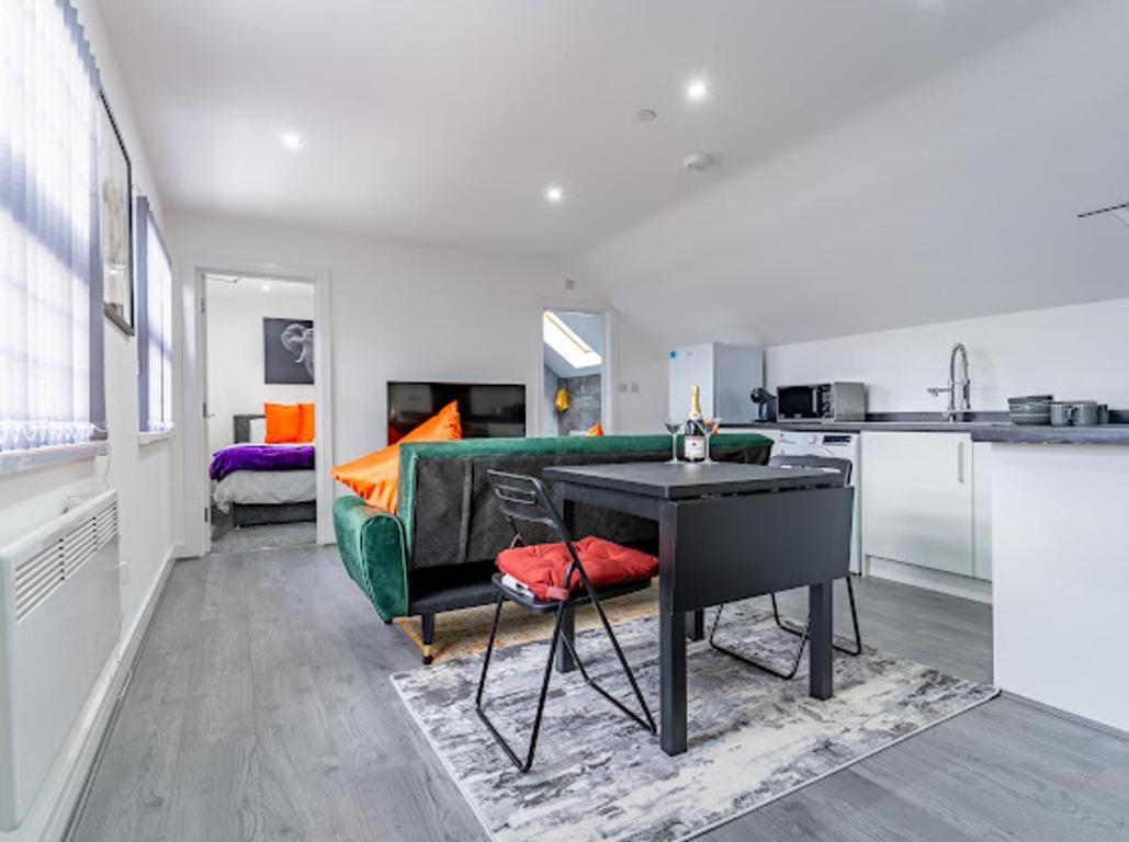 Cool Top Floor Apartment Very Near Birmingham Centre Eksteriør billede